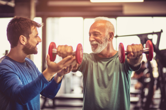 Suy nhược cơ do lão hóa: Mất khối cơ và sức mạnh cơ bắp