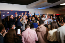 Người Chile bỏ phiếu chống lại bản hiến pháp mới bị chỉ trích là thiên tả