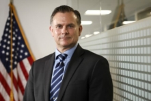 Tướng Robert Spalding: Mỹ cần yêu cầu đồng minh tách rời khỏi Trung Quốc