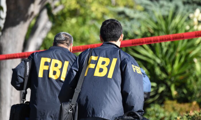 FBI tiến hành cuộc đột kích rạng sáng vào nhà của diễn giả Công giáo ủng hộ sự sống