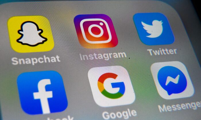 Tòa án phán quyết chống lại các công ty mạng xã hội về kiểm duyệt tự do ngôn luận