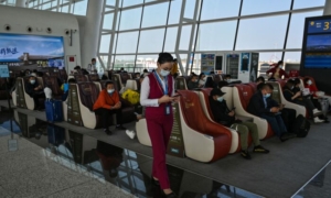 Đồn thổi về bất ổn chính trị sau sự kiện hủy chuyến bay hàng loạt ở Trung Quốc