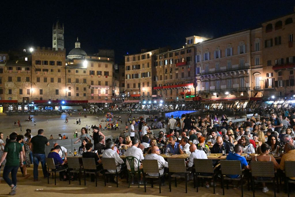 Du hành về thời Trung cổ ở Tuscany, miền trung nước Ý