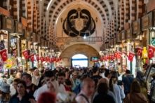 ‘Hành động cân bằng’ của Thổ Nhĩ Kỳ mang lại hiệu quả trong khi Âu Châu chuẩn bị cho mùa đông giá lạnh