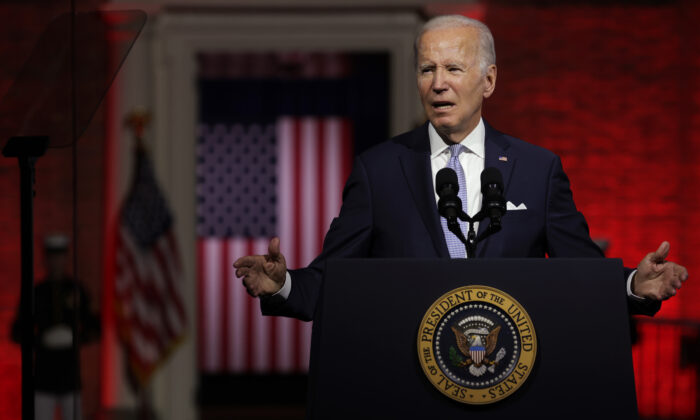 Phóng viên các hãng truyền thông lớn chỉ trích TT Biden vì bài diễn văn gây chia rẽ