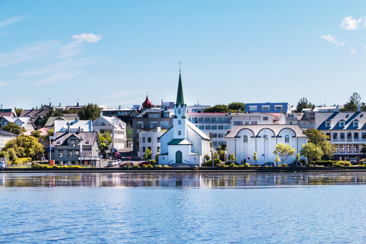 Thủ đô Reykjavik: Những kỳ quan thiên nhiên và thú vui đô thành của vùng viễn Bắc