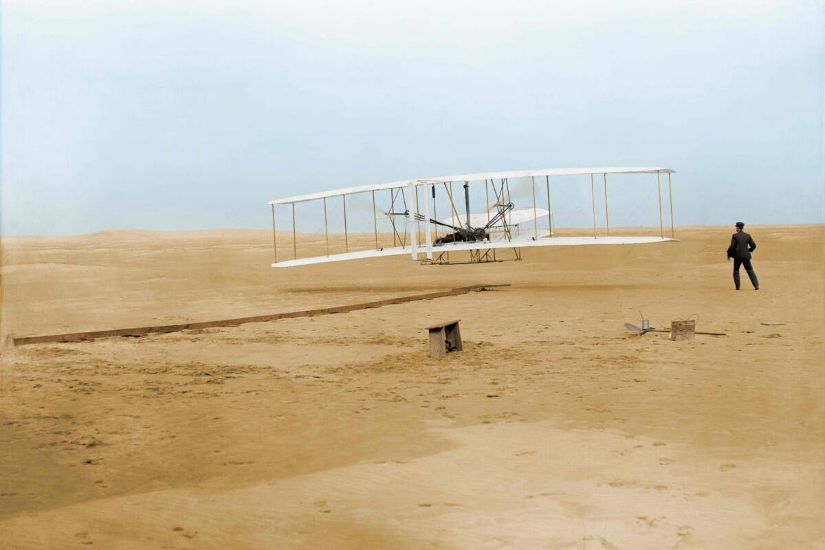 Những khó khăn chồng chất khi anh em nhà Wright tạo ra chiếc máy bay đầu tiên
