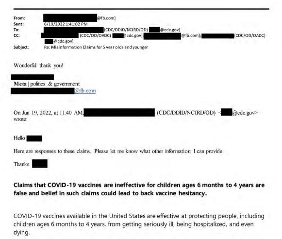 Thư điện tử: CDC cung cấp cho Facebook thông tin sai lệch về vaccine COVID-19