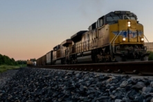 Đình công ngành đường sắt đe dọa bùng phát trở lại khi một số nghiệp đoàn từ chối thỏa thuận 