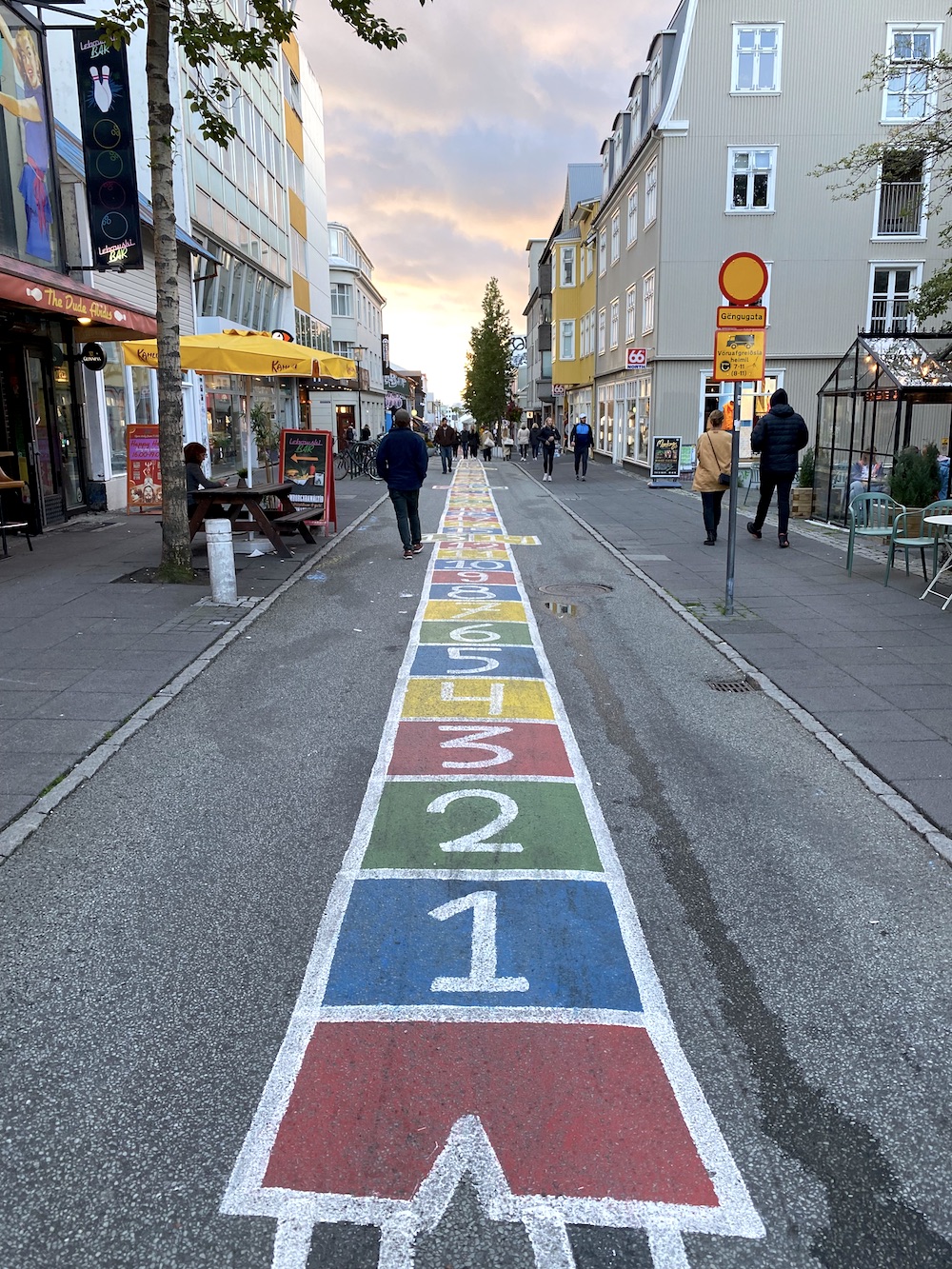 Thủ đô Reykjavik: Những kỳ quan thiên nhiên và thú vui đô thành của vùng viễn Bắc