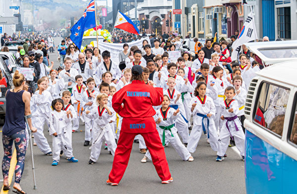 Nhóm Pháp Luân Công đạt giải thưởng lớn tại lễ hội diễn ra tại thành phố Hasting, New Zealand
