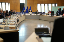 Các nhà lãnh đạo EU bày tỏ lập trường cứng rắn với Trung Quốc, tiến tới phá vỡ sự phụ thuộc công nghệ