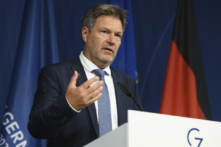 Người Đức đổ xô đi mua máy sưởi điện trong bối cảnh thiếu khí đốt mùa đông