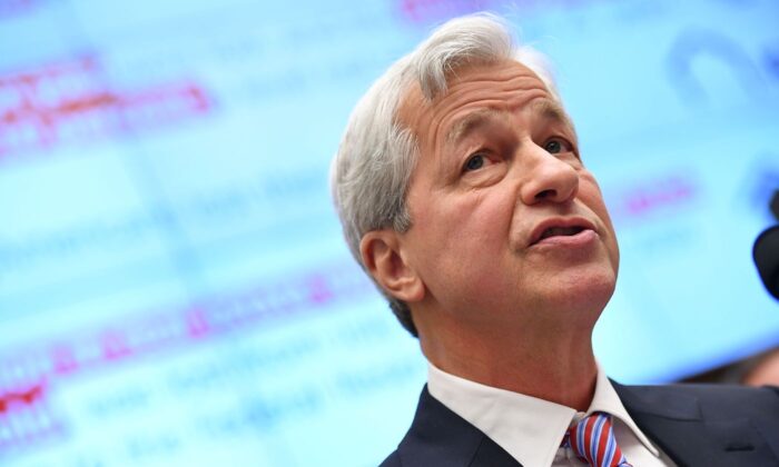 CEO JPMorgan: Có một nỗi lo lớn hơn nhiều so với suy thoái