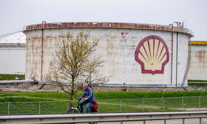 Nhà máy lọc dầu lớn ở Âu Châu gặp sự cố, tình hình cung cấp nhiên liệu tồi tệ hơn