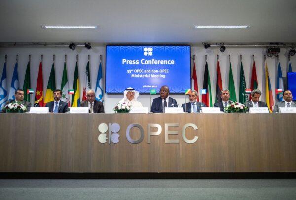 OPEC+ cắt giảm sản lượng là cơ hội cho Canada, Hoa Kỳ nhìn lại các chính  sách năng lượng - Epoch Times Tiếng Việt