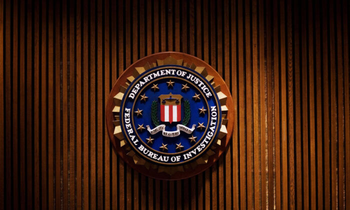Các luật sư FBI ‘nhận xét không thích đáng’ về các vấn đề an ninh quốc gia nhằm tác động đến quyết định của bên công tố