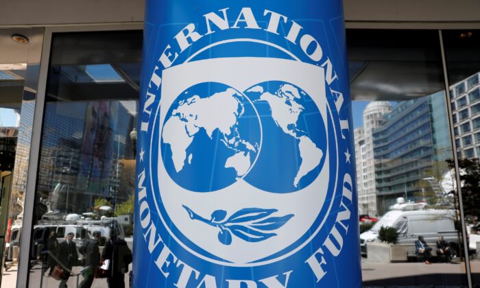 IMF cảnh báo, rủi ro ổn định tài chính tăng vọt trong bối cảnh ‘có những xáo động lớn đan xen’, lạm phát dai dẳng