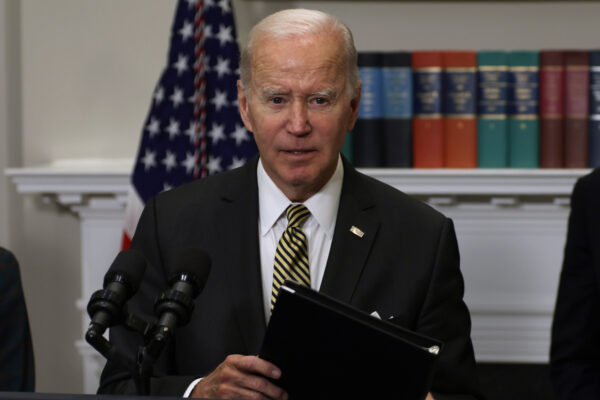 CEO cảnh báo: TT Biden đang đặt Hoa Kỳ vào ‘vị thế rất bấp bênh’ khi xuất thêm dầu từ kho dự trữ