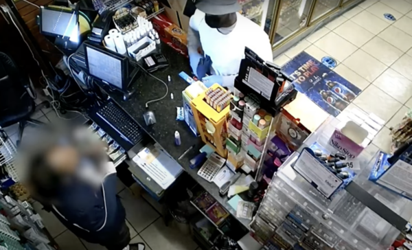Mất kiểm soát về nạn trộm cắp cửa hàng ở tiểu bang California