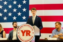 Học sinh trung học ủng hộ Đảng Cộng Hòa thành lập tổ chức quốc gia