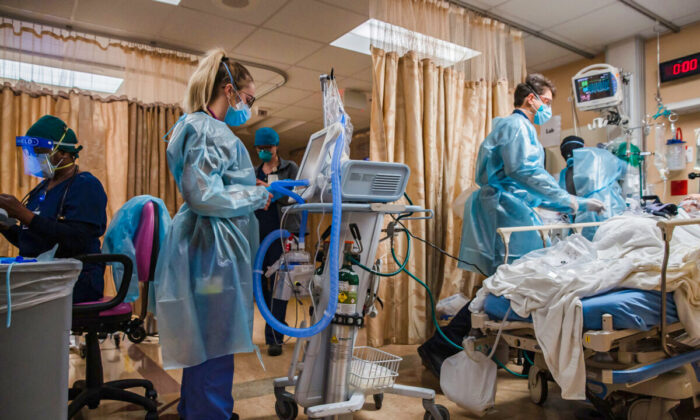 CDC đưa ra thay đổi lớn về quy định đeo khẩu trang trong bệnh viện và viện dưỡng lão