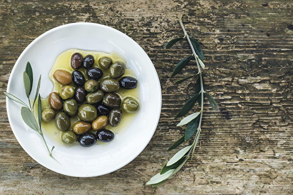 Ẩm thực Địa Trung Hải bắt nguồn từ ẩm thực của người Hy Lạp cổ đại?