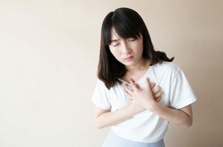 Thất tình có thể dẫn đến ung thư! 3 cách hóa giải theo Trung y