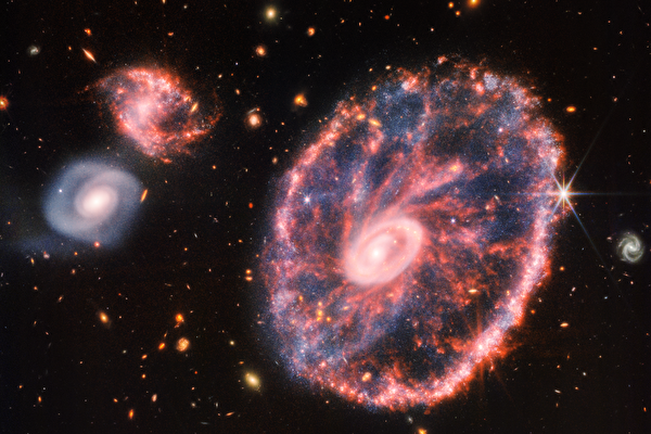 Kính viễn vọng James Webb hé lộ cảnh hiếm về ‘bánh xe khổng lồ’ trong không gian xa xôi