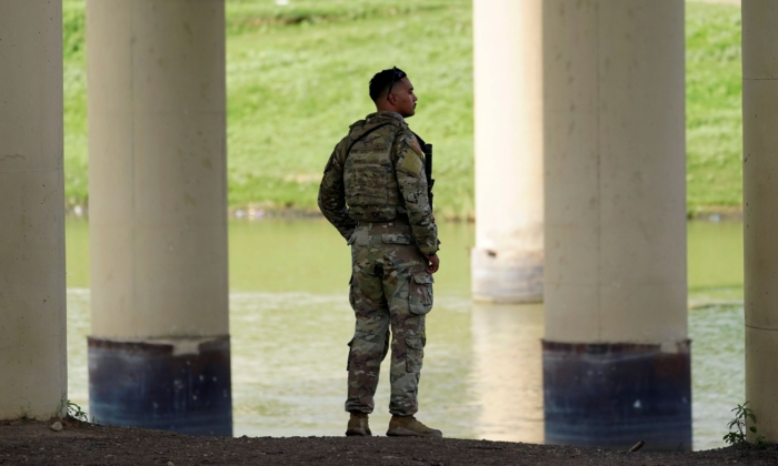 Bốn tiểu bang điều động lực lượng vệ binh quốc gia đến biên giới Hoa Kỳ-Mexico