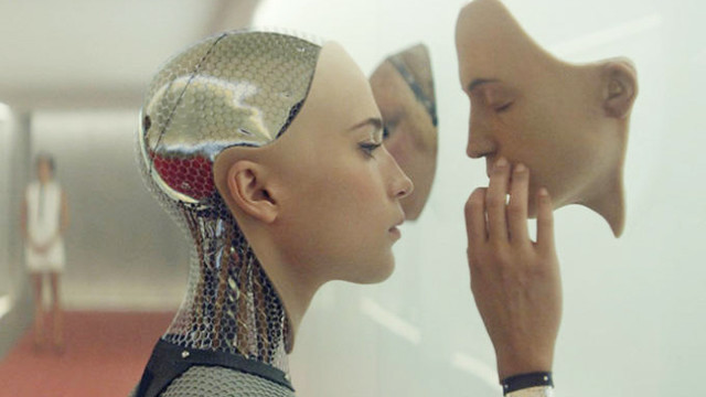 Bí ẩn chưa có lời giải: Robot AI đang điều khiển con người?