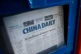 Một hộp báo China Daily được nhìn thấy ở New York vào ngày 20/01/2021. (Ảnh: Chung I Ho/The Epoch Times)