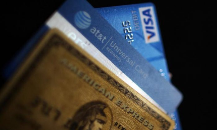 Hoa Kỳ: Thẻ tín dụng, số dư nợ cá nhân đạt mức cao kỷ lục trong bối cảnh lạm phát tăng vọt, lãi suất tăng
