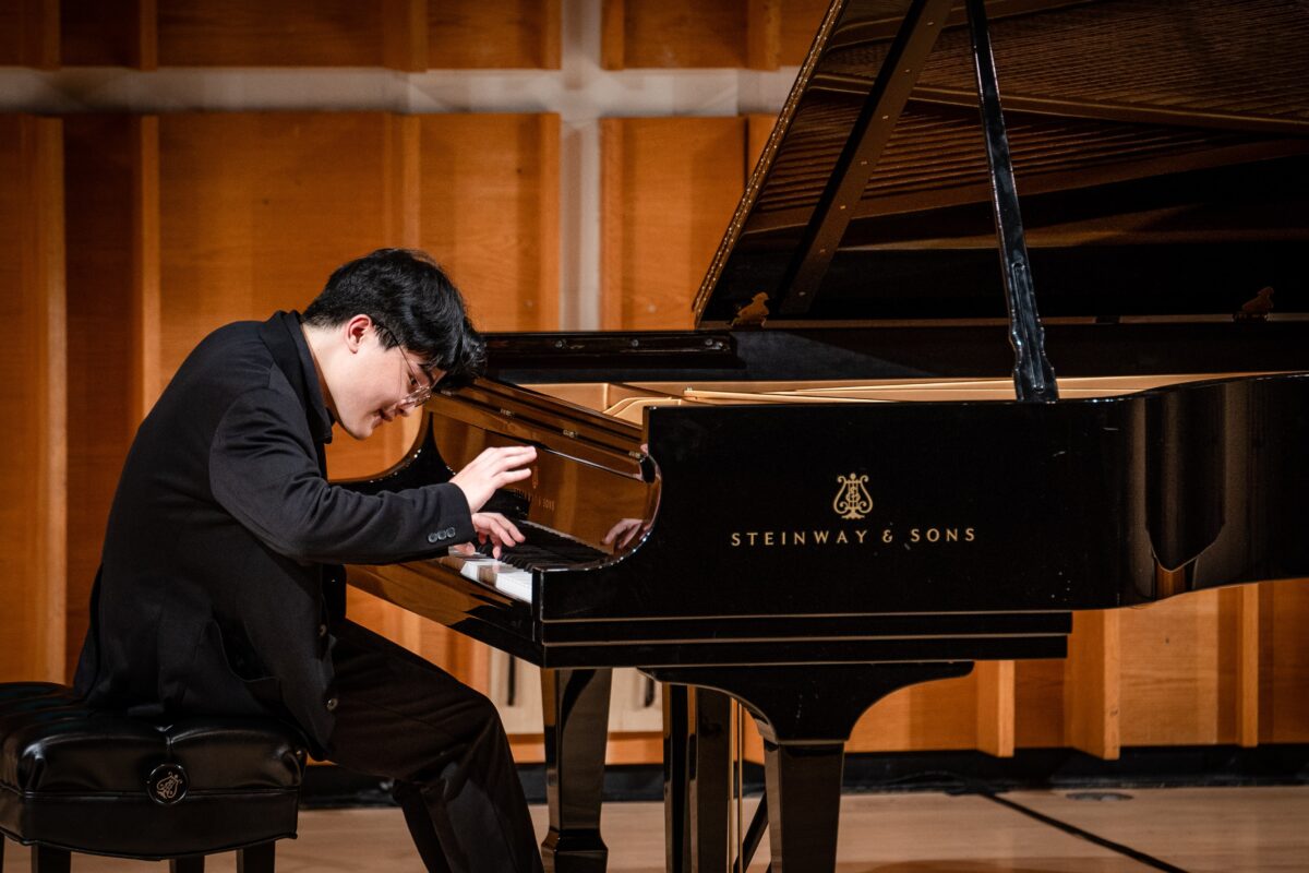 Anh Aruth Masrangsan tham gia vòng chung kết cuộc thi Piano Quốc tế NTD: Sự trưởng thành của một nghệ sĩ 