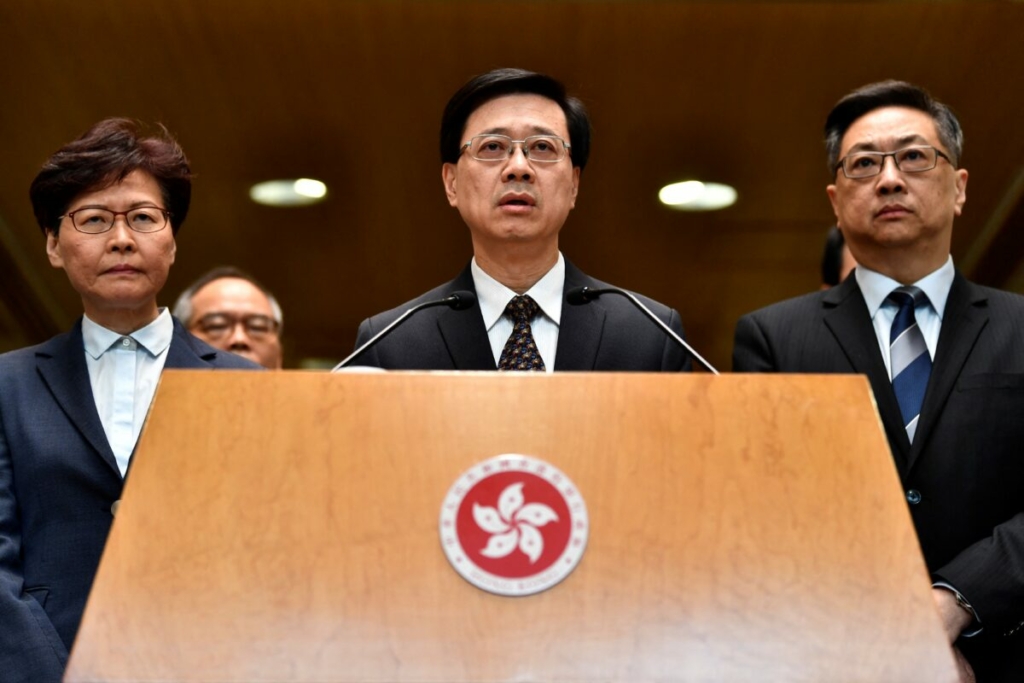 Chính phủ Anh quốc được kêu gọi trừng phạt các quan chức Hồng Kông