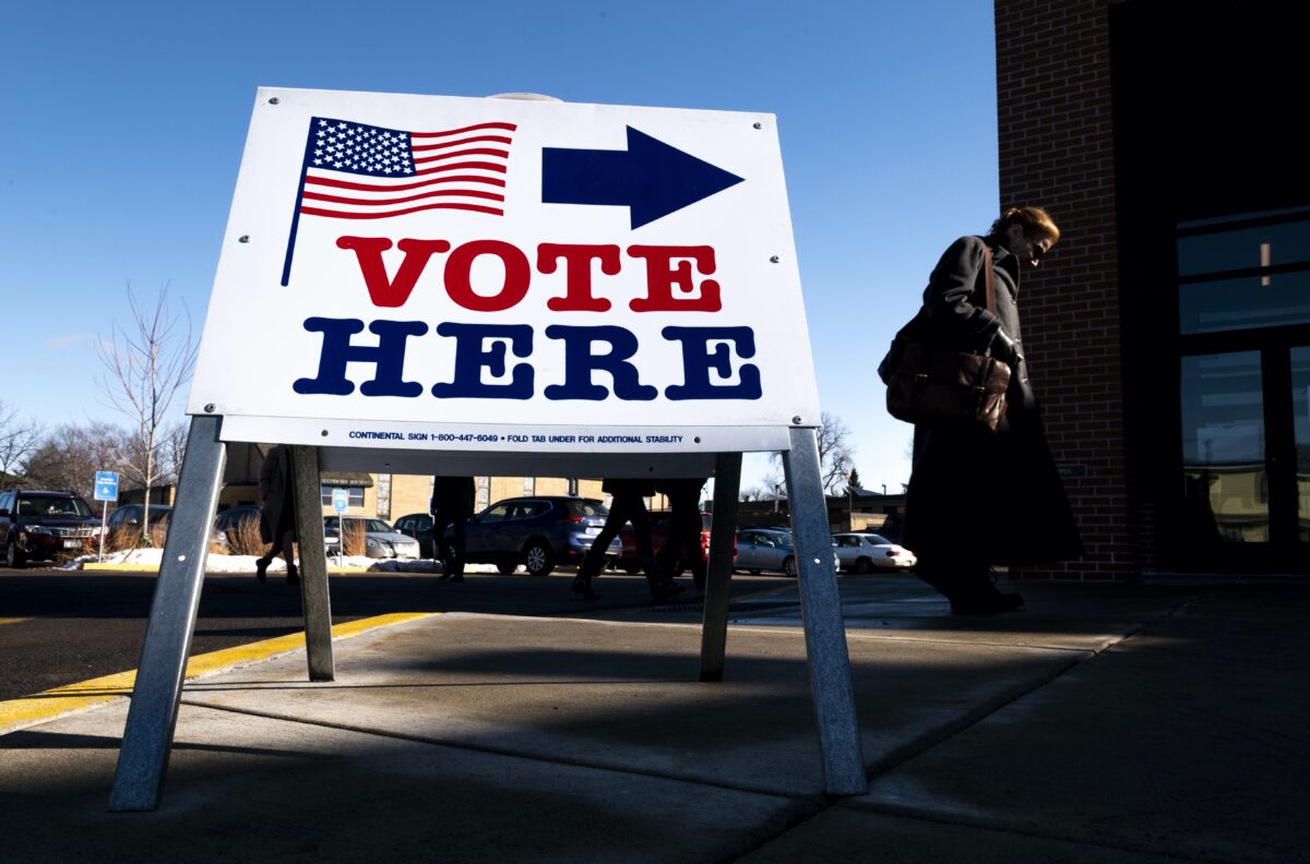 Hoa Kỳ: Bầu cử giữa kỳ năm 2022 sẽ thiết lập ‘tinh thần thời đại’ cho phần còn lại của thế giới