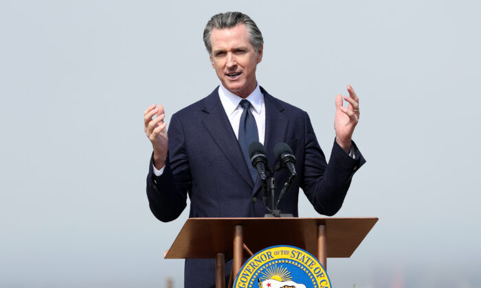 Phân tích bài diễn văn chiến thắng của Thống đốc California Newsom