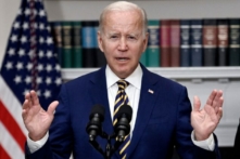 Tổng thống Joe Biden thông báo việc cứu trợ nợ cho sinh viên tại Phòng Roosevelt của Tòa Bạch Ốc hôm 24/08/2022. (Ảnh: Olivier Douliery/AFP/Getty Images)
