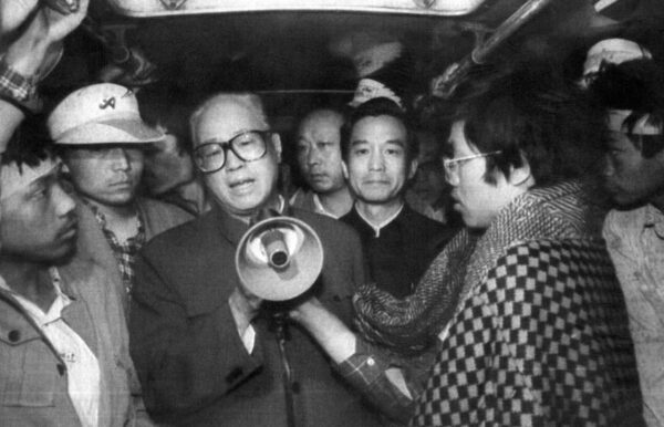 Ông Bào Đồng, cựu quan chức Trung Quốc ủng hộ dân chủ và tín ngưỡng tâm linh, qua đời ở tuổi 90