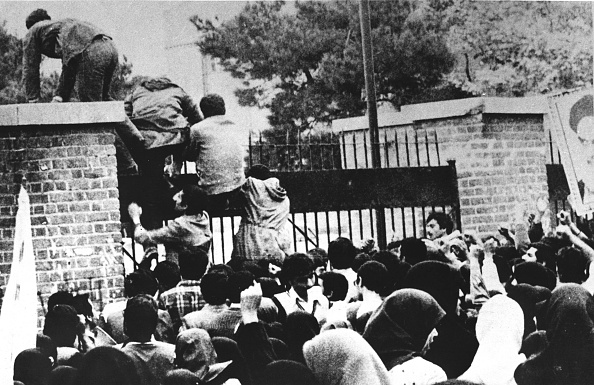 Iran kỷ niệm ngày chiếm giữ Đại sứ quán Hoa Kỳ giữa tình trạng bất ổn dân sự 