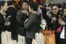 Nhiều thành phố của Trung Quốc cắt giảm lãi suất thế chấp để khuyến mãi trong bối cảnh suy thoái kinh tế