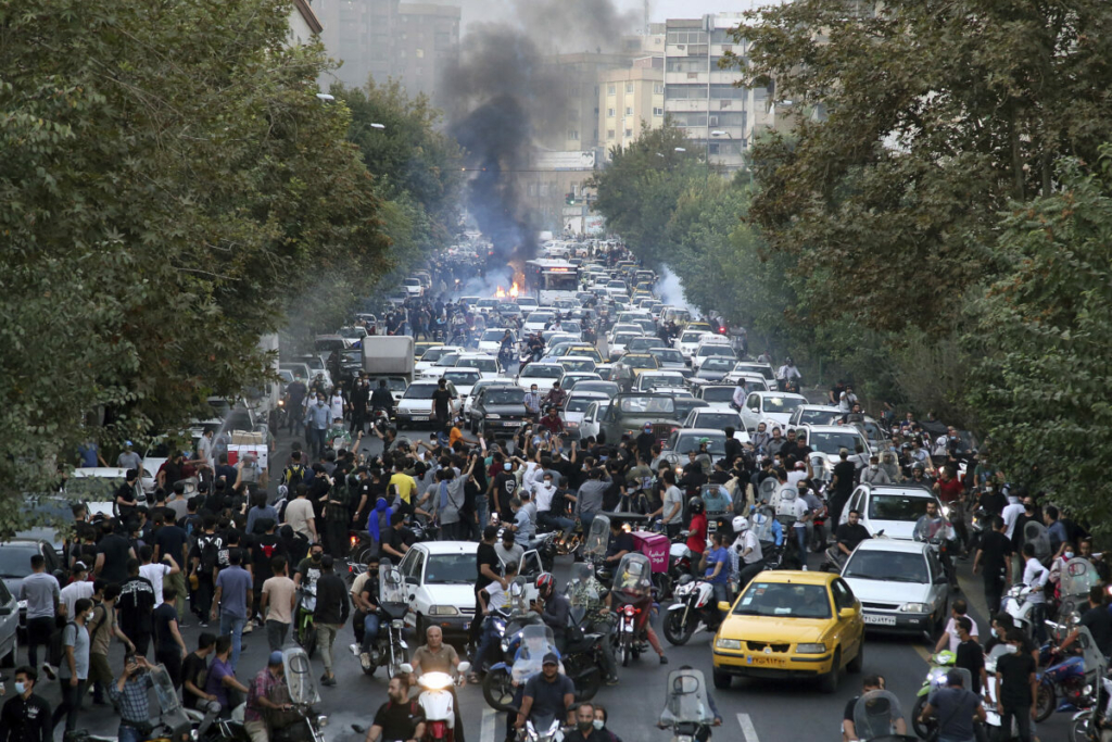 Chuyên gia: Hội tụ lợi ích đang tạo ra ‘trục ma quỷ’ mới gồm Trung Quốc-Iran-Nga-Bắc Hàn