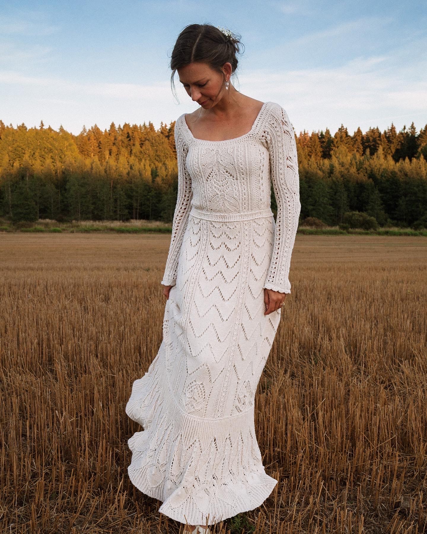 Cô dâu tự tay đan chiếc đầm cưới của mình: ‘Việc này thật đặc biệt’