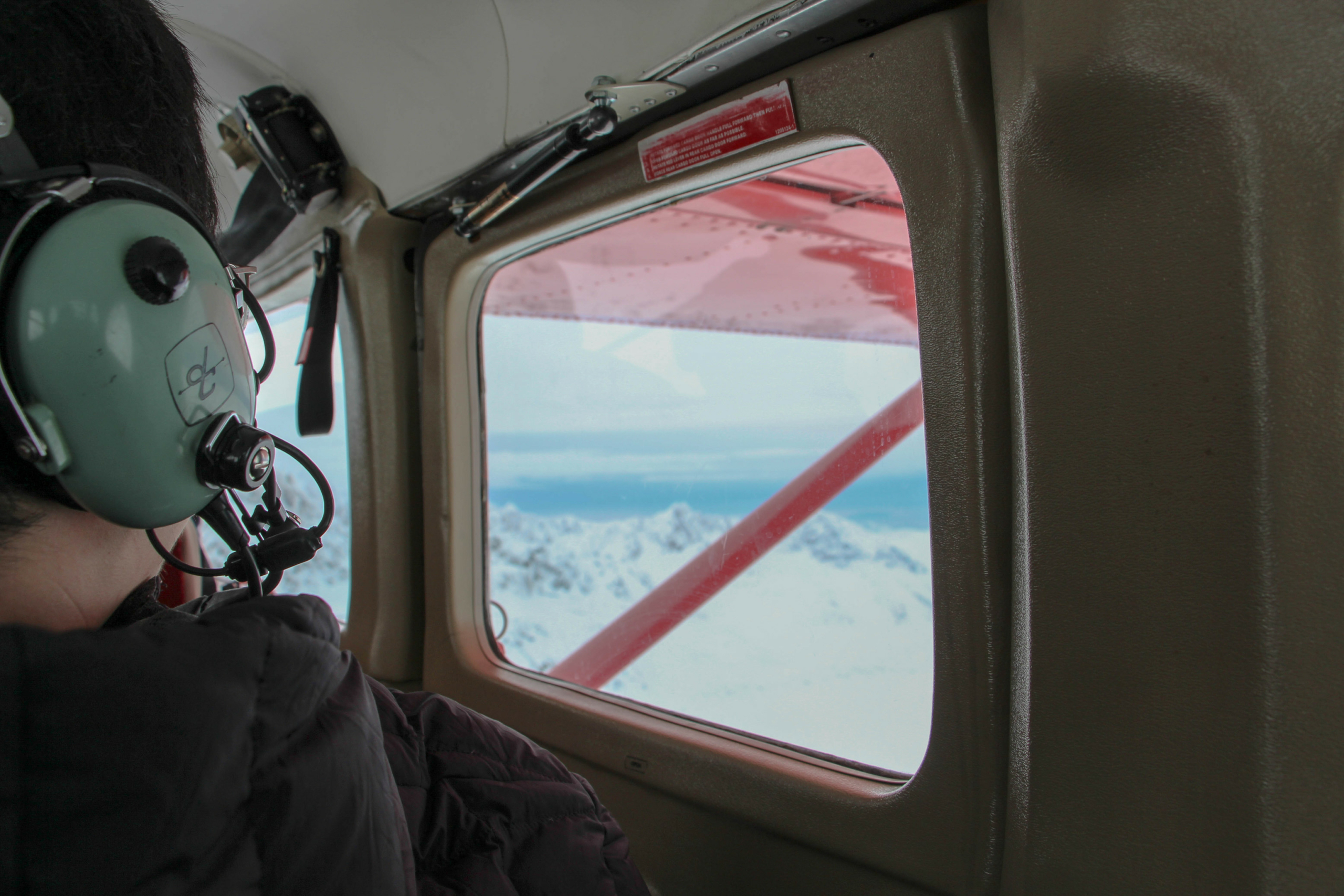 Bay trên thành phố Anchorage, khám phá Alaska bằng seaplane