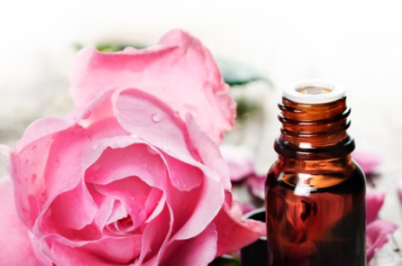 Sử dụng tinh dầu để điều trị nhiễm trùng da