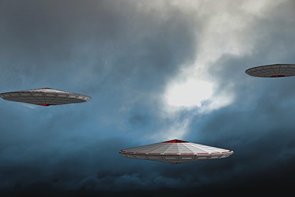 Nhiều phi công tuyên bố đã tận mắt nhìn thấy ​​UFO trên Thái Bình Dương