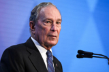 Cựu thị trưởng thành phố New York và từng là ứng cử viên tổng thống năm 2020 Michael Bloomberg trong Hội nghị các Thị trưởng Hoa Kỳ tại Hoa Thịnh Đốn ngày 22/01/2020. (Ảnh: Charlotte Cuthbertson/The Epoch Times)