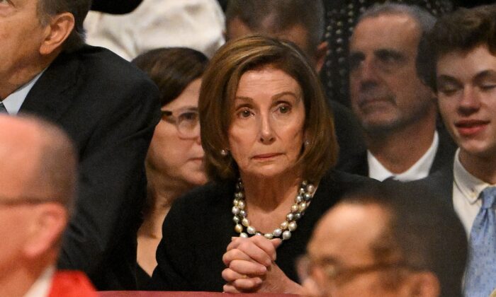 Tài liệu: Kẻ tấn công ông Paul Pelosi có ý định bắt cóc bà Nancy Pelosi