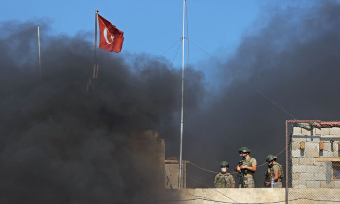 Thổ Nhĩ Kỳ bị pháo kích sau khi nhắm vào căn cứ YPG của người Kurd ở Syria, Iraq