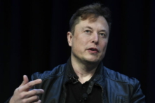 Giám đốc điều hành của Tesla và SpaceX, ông Elon Musk, nói chuyện tại Hội nghị và Triển lãm SATELLITE ở  Hoa Thịnh Đốn, vào ngày 09/03/2020. (Ảnh: Susan Walsh/AP Photo)